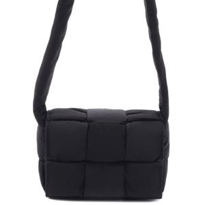[보테가베네타] 23SS 남성 패딩 카세트 미니 크로스백 (749877 VBO81 8803 23S)