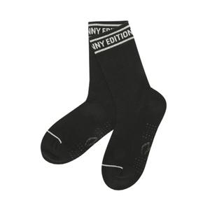 [마스터바니에디션] 여성 논슬립 파일조직 레터링 중목 양말(421E1SC103)