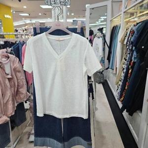 수스 DP01 V넥 S252BTS656