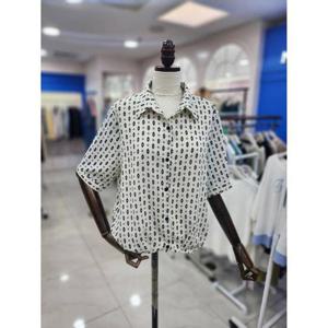 스테파니 세이브존08 밑단 핀턱 나염 셔츠 A25SH5217