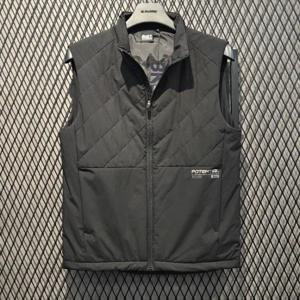 엠할리데이 HC03 부분 퀼팅 패딩 베스트 MQ1JU003