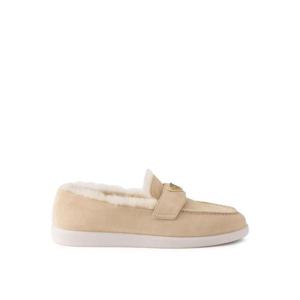 25 FW 프라다 스웨이드 시어링 로퍼 1D270NFZB253ZKP TP443411142