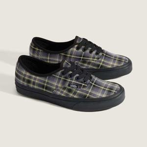 어센틱 쓰리프트 스토어 VN000D7YD94