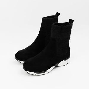 [신난다슈] 여성 앵클부츠 4cm 여자 스판 앵글 부츠 기모 스웨이드 키높이 통굽 LD256459 블랙