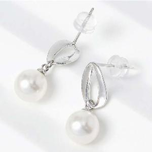 진주 귀걸이 우아한 돌잔치 쿨톤 하객룩