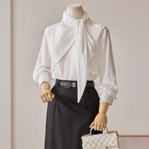 [커스텀에이블] 모던 드레이프 타이넥 블라우스_T2602BL014A