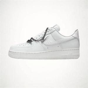 우먼스 나이키 에어포스 1 07 로우 - 121 IM6485 1642586