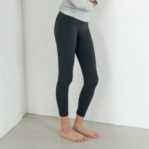 [요가피기](YP10221)스너그 소프트 시그니처 10부 레깅스_블랙