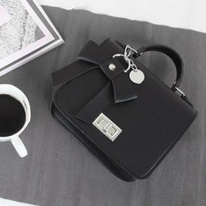 여성 귀여운 스타일 핸드백 크로스 리본 장식 -블랙