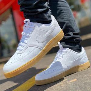 나이키 코트 비전 로우 런닝 남성 운동화 CD5463-105