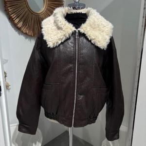 르피타 HC06 레자 패딩 털카라 자켓(BR) L254BLJC54