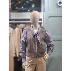 클리지 세이브존03 클리지 블라우스배색 니트 AQCO1WKT22A