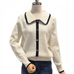 [포커스]골지 배색 카라 니트 FS6A3KT3008