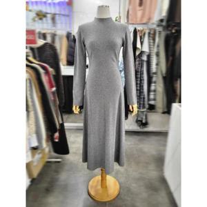 밸리걸 세이브존01 심플 슬림핏 플레어 니트 롱원피스 612620-1