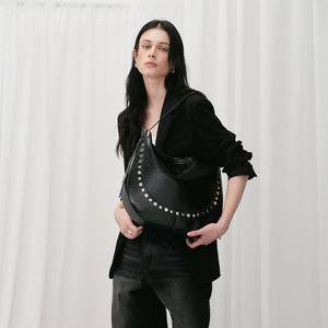 [사만사타바사]스터드 하프문 숄더백_30501SH