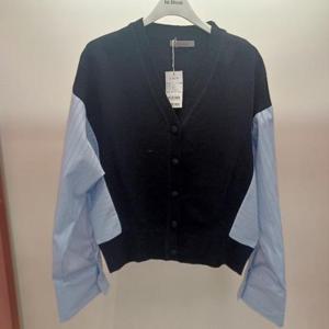 Latium HC06 크롭 남방 배색 앞오픈 브이넥 가오리 니트티 가디건 T2613cd16B