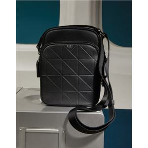 [닥스ACC][쇼핑백동봉]닥스 그리드 엠보 가죽 크로스백 DBBA3E277