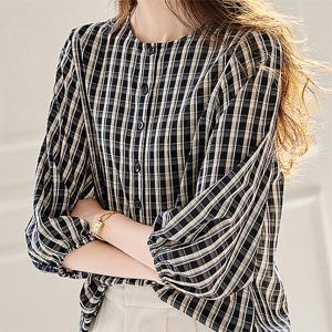 [패션시그널] 체크스트라이프 라운드넥 블라우스 FC2B0D