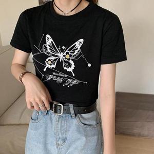 [잇백잇슈] 나비크롭반팔티 외출 패션 힙한 멋진예쁜