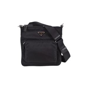 프라다 테수토 트라이앵글 로고 메신저백 블랙 1BH716-ZOT-F0002