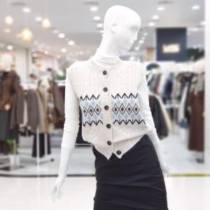 abfz sh06 라운드 포근 버튼 조끼 니트 SLBZZ4V35K