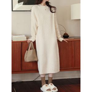 [예쎄][예쎄] 하프넥 꽈배기 니트 원피스(S5FOP041A)