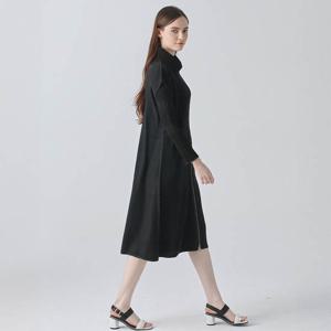 [요이츠] 와이드 카라 집업 투웨이 플리츠 원피스 베스트 블랙_YK02WNPOP01