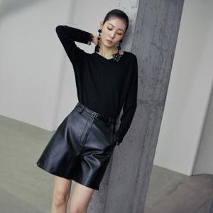 르네크루 26SS 이태리 램스킨 숏츠