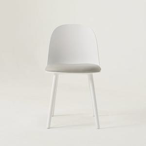 루나 플라스틱 식탁 업소용 인테리어 카페 네일샵 의자 화이트