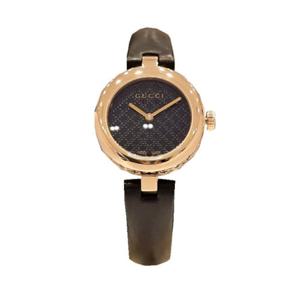 여성 구찌 디아망티시마 쿼츠 27mm 레더 블랙 YA141501