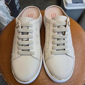 에스콰이아 HC25 여성스니커즈뮬 PFEMST590BE