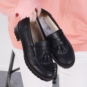 [디자이어로즈] 여성 무광 유광 태슬로퍼 봄구두 단화