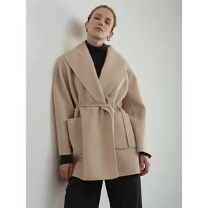 [Melissa] 숄카라 핸드메이드 하프코트 - 아이보리 (ML5930A200)