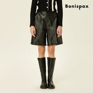 [보니스팍스(여성의류)]시크 레더 버뮤다 팬츠 XP9PT006M0