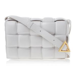 [보테가베네타] 여성 패딩 카세트백 591970 VCQR1 9143 (스크래치)