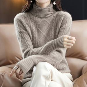 [올리비에스클로젯] 다이아 꽈배기 폴라넥 니트_O2512KN617D