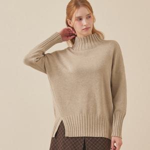 [매긴]슬릿 포인트 비스코스 니트_PBMF5W1KT2491