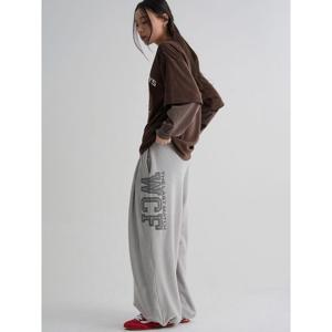 (356121SC23) [에잇세컨즈] 레터링 플리스 팬츠  그레이