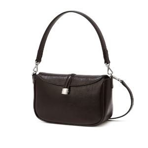 [헤지스] [26SS]브라운 단색 가죽 숄더백 /HIWA6E641W3