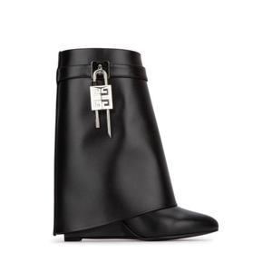 25FW 지방시 샤크 락 앵클부츠 BE602RE147001 BLACK DOM