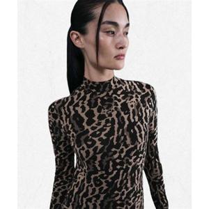 나이키 NIKE 스포츠웨어 칠 니트 슬림 긴소매 티셔츠 W - 블랙 HV5020-010 2500492