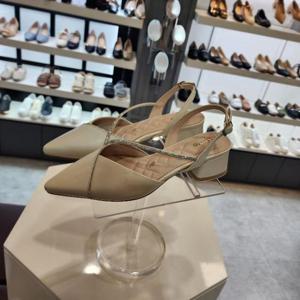 [엘칸토]엘칸토 HC10 여성라이닝슬링백아이보리 LCWO23U51339 (4