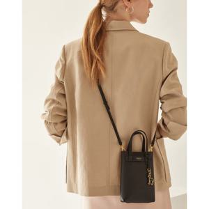 [헤지스]블랙 단색 소가죽 미니토트백 HIWA6E410BK