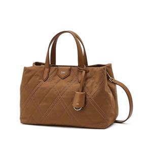 [닥스핸드백] 아가일 퀼팅 패턴 브라운 나일론 토트백 DCBA6E491W2