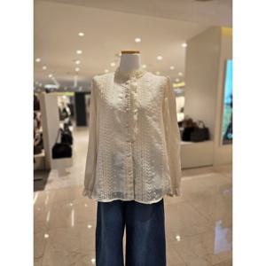 [에이비에프지]하이넥 이중레이스 진주단추 블라우스 AGNA2HB31D