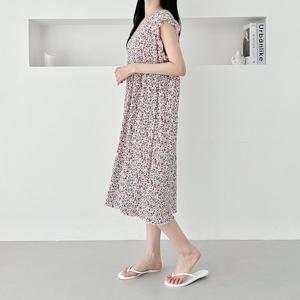 비욘드라이프 냉주름 어깨 프릴 나시원피스 1002135