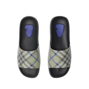 버버리 체크 다이브 슬라이드 8102419 DOM