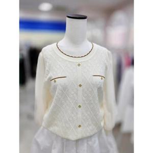 스테파니 세이브존08 시스루 배색  꽃송이 니트 A25SW5301