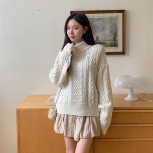 [옷자락]여자 꽈배기 큰사이즈 박시핏 FW 한파 폴라넥 니트