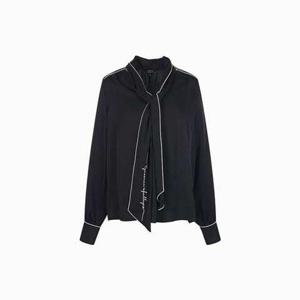 [에고이스트] (ER4WB960) V넥 레터링 타이 블라우스